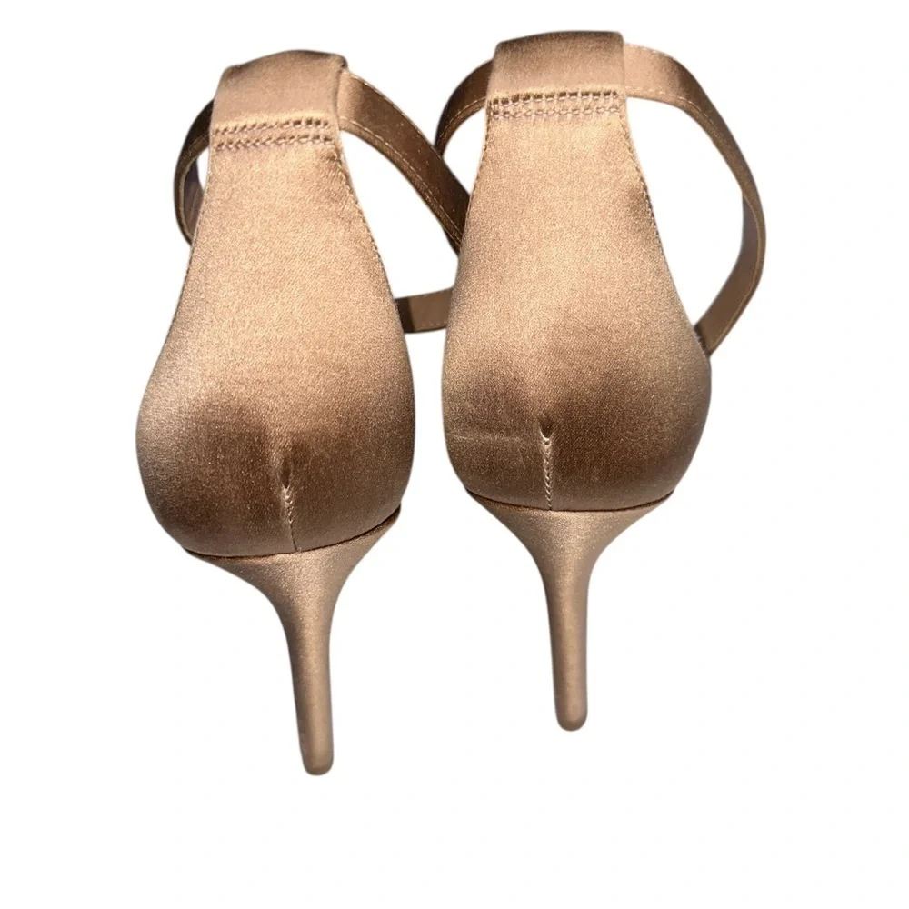 Tory Burch Embellished Heels stilettos size 8 GUC